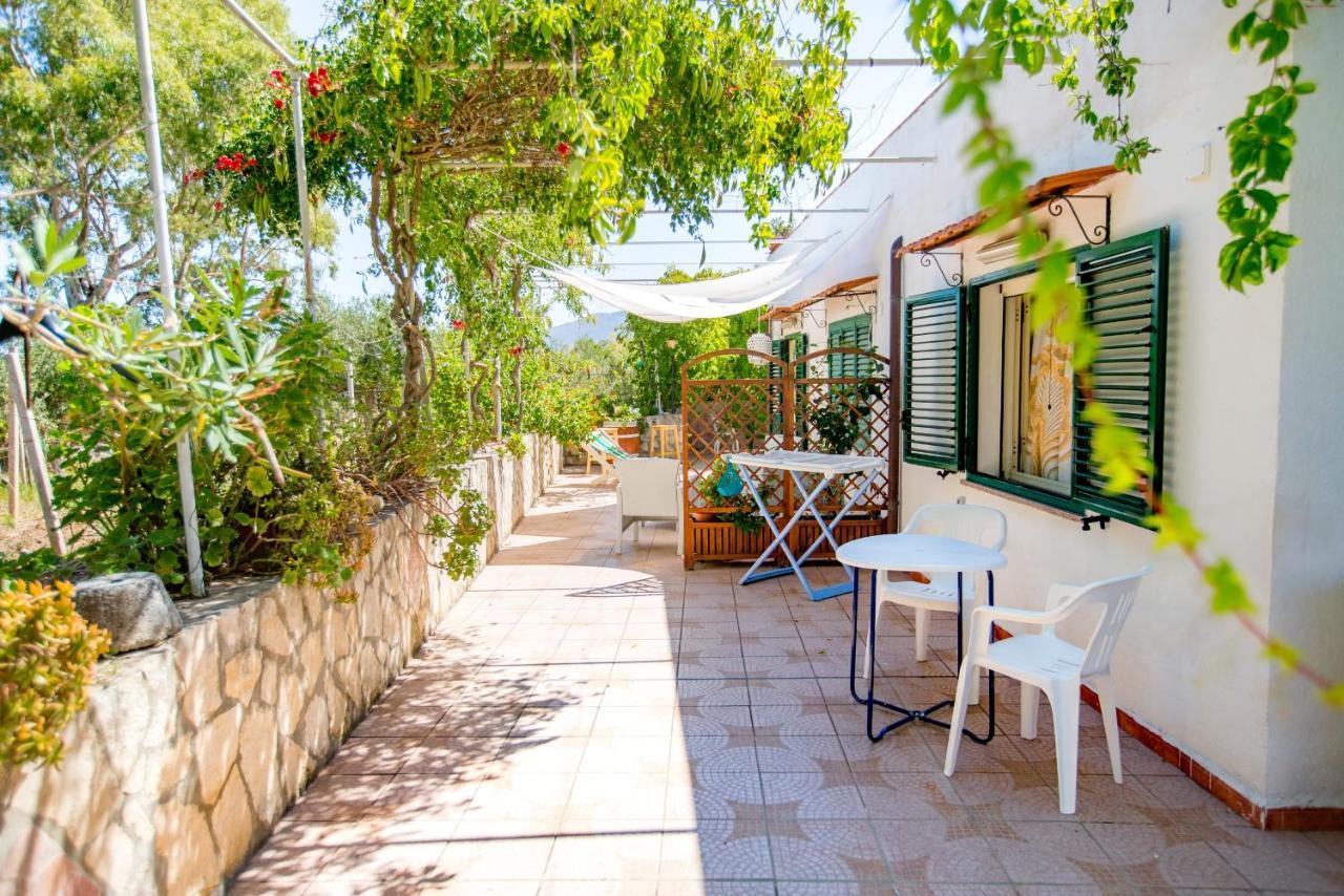 Apartamento Casa Bianca Rais Gerbi Finale Exterior foto